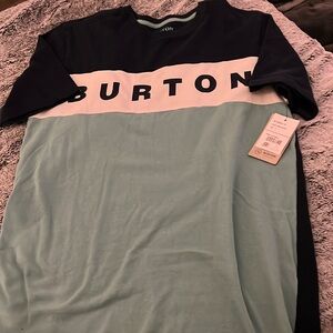 Button mens tri color block ss tee. Size small. NWT.